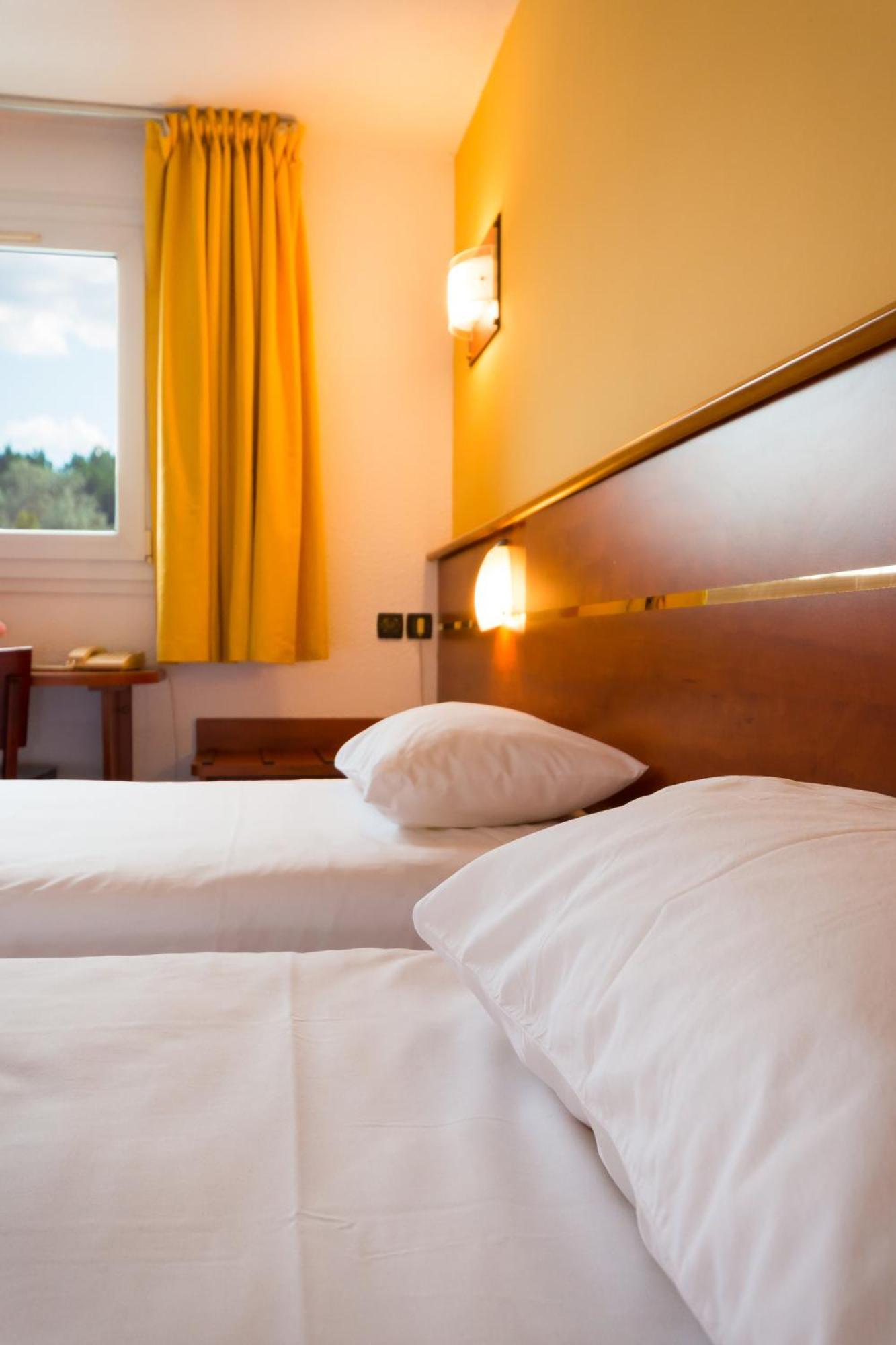 Brit Hotel Rennes Cesson Εξωτερικό φωτογραφία