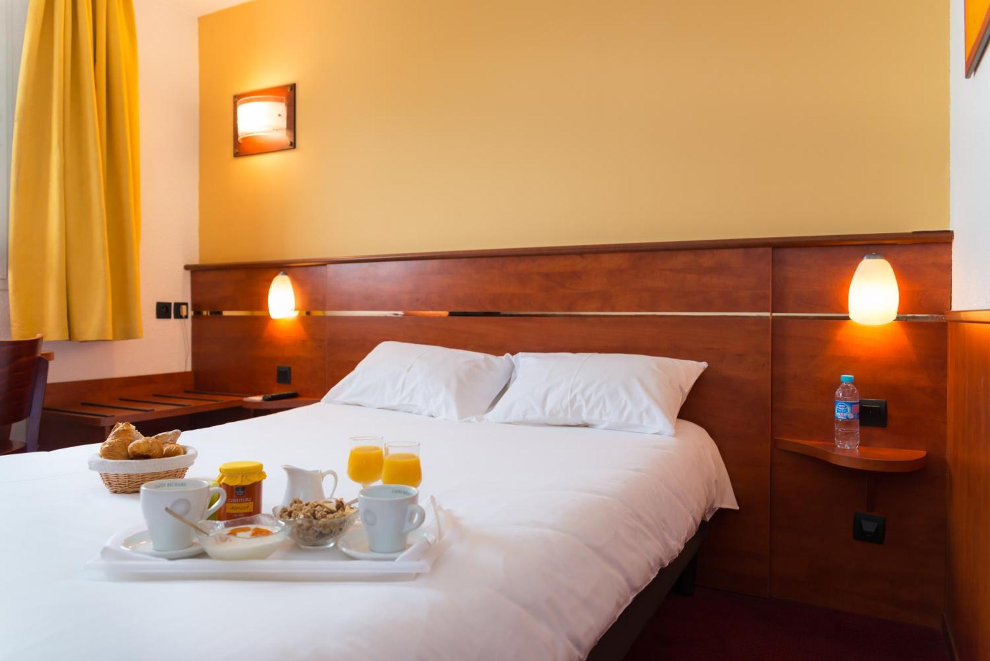 Brit Hotel Rennes Cesson Εξωτερικό φωτογραφία